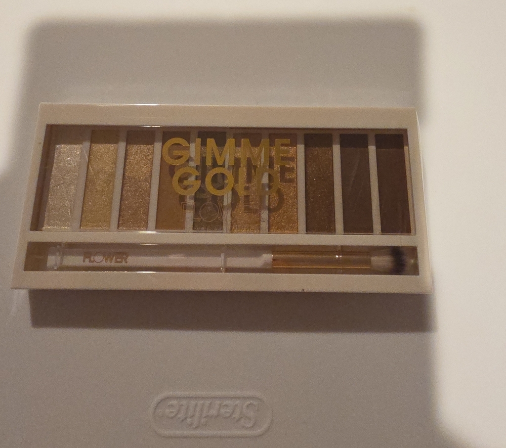 Flower Beauty Gimme Gold Eyeshadow Palette Gold Brown